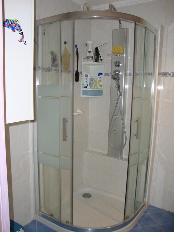 Chambre Chez Particulier Cagnes-sur-Mer Oda fotoğraf
